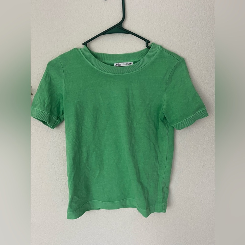 Zara green cropped tshirt